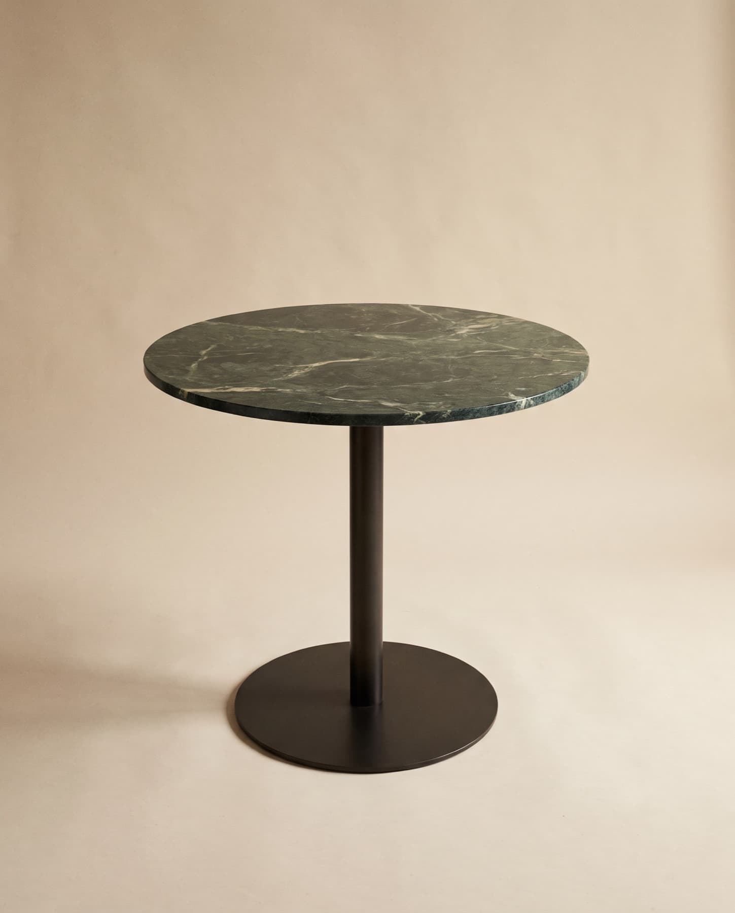 Cove Pedestal Table