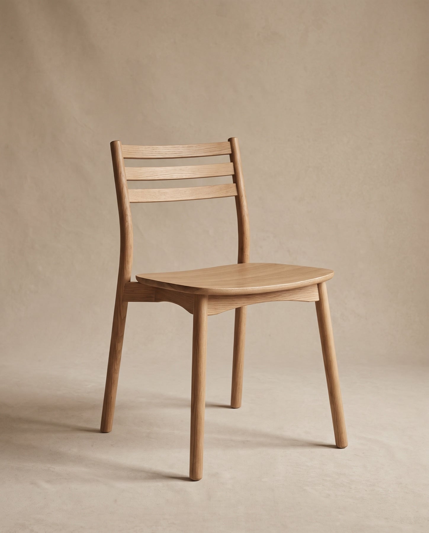Ilse café chair in solid oak with a three-slat back and a timber seat